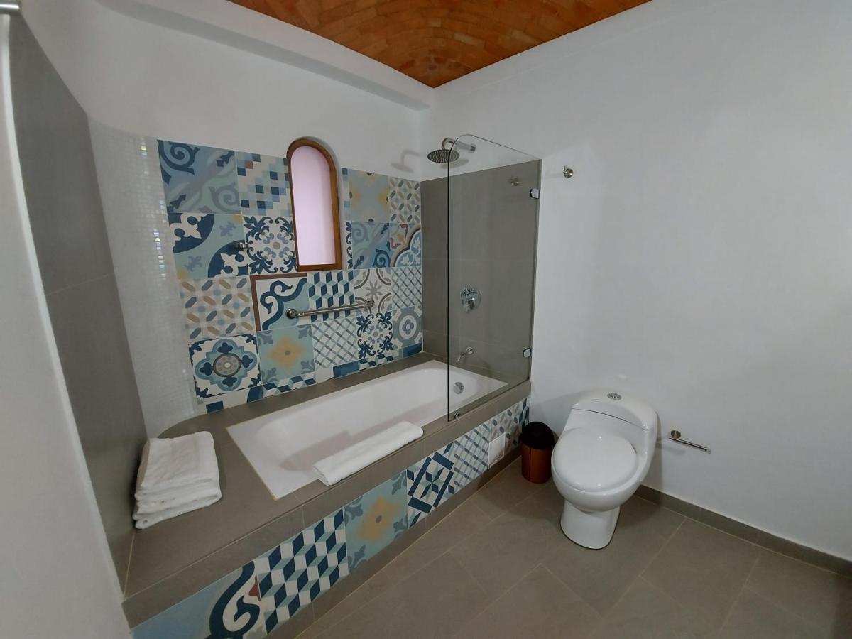 La Alhambra Hotel Boutique 莱瓦镇 外观 照片